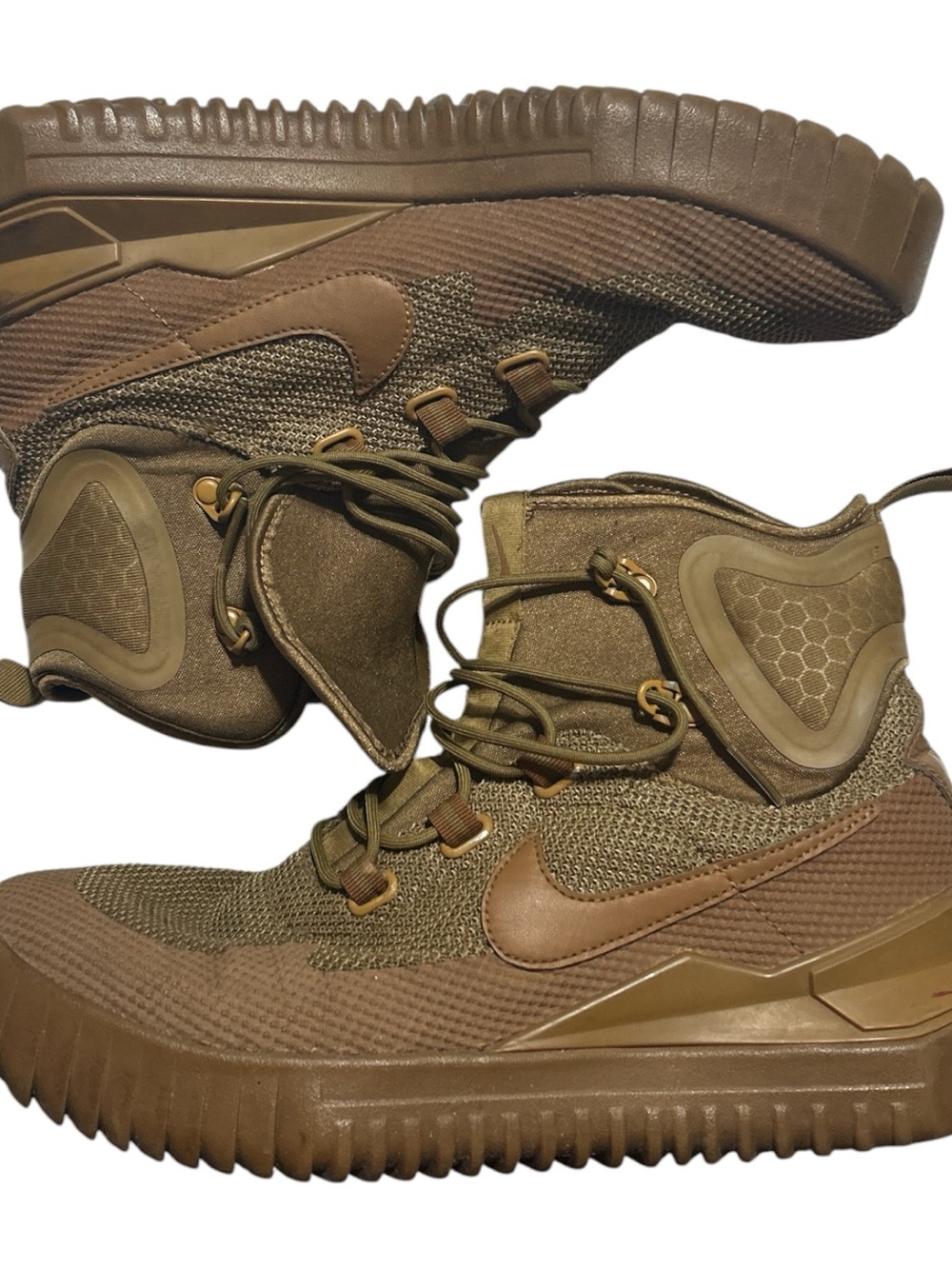 Nike Men’s Tactical Boot Sneakers in Olive